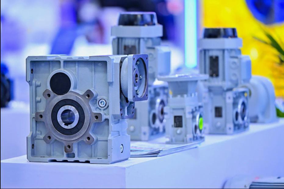 1763974040958081.jpg 动力传动2.jpg